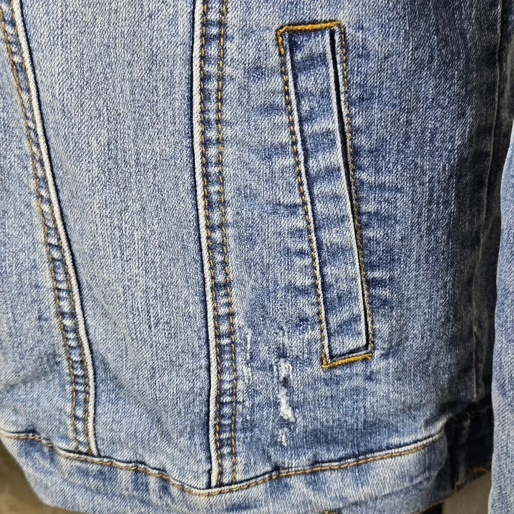 Cavalini Size Small Blue Denim Jean Jacket Button Front Pockets Long Sleeve